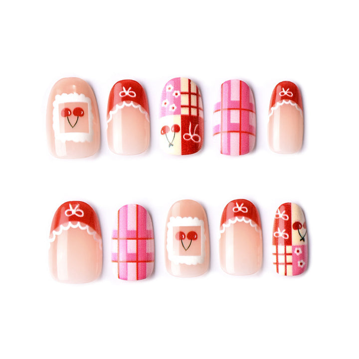 Artistic Holiday-Themed Press-On Nail Design Kalsten