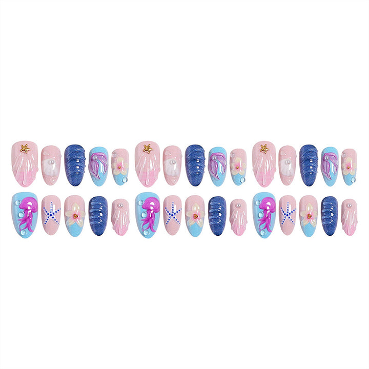 Artistic Nail Tips in Maritime Style Kalsten