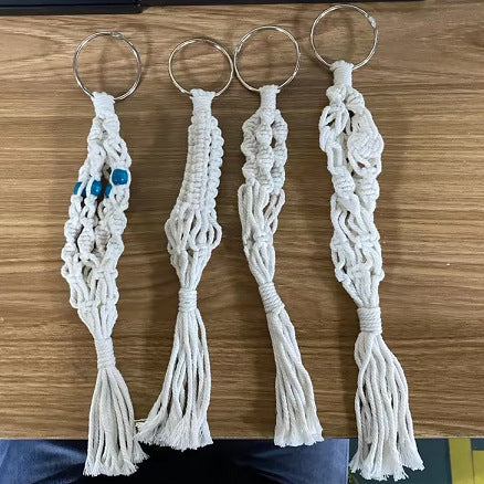 Key jewelry with macrame design Kalsten