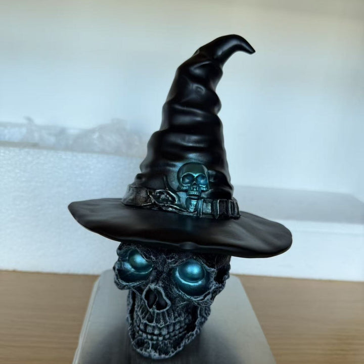 Decorative skull with witch hat Kalsten