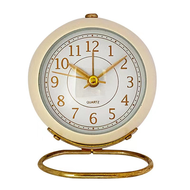 Vintage Desk Clock in Elegant Retro Design Kalsten