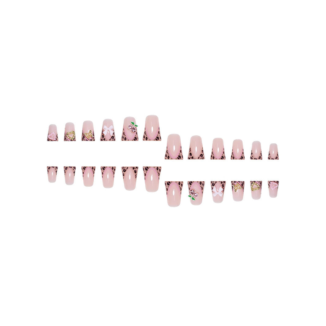 Artistic Nail Art Kalsten