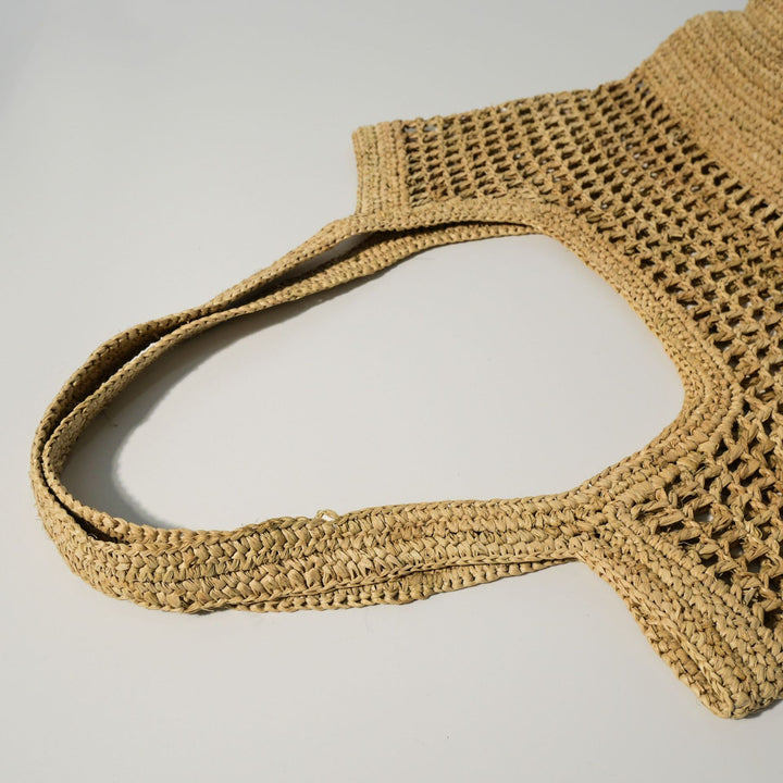 Spacious basket bag with fine mesh structure Kalsten