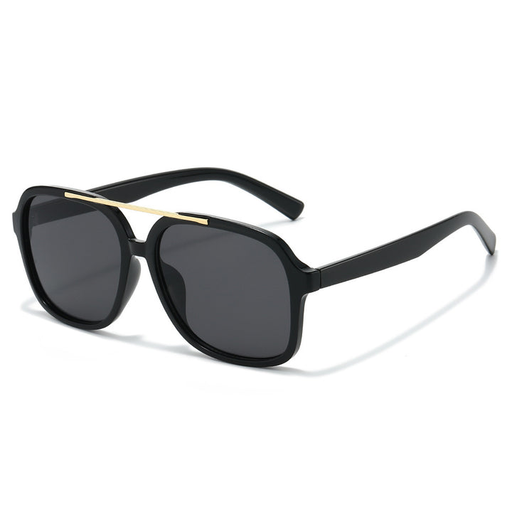 Retro-Inspired Tortoiseshell Sunglasses Kalsten