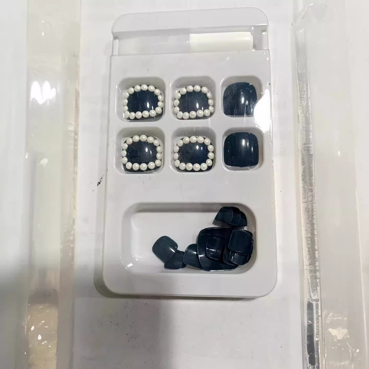 Decorative Press-On Nail Set with Pearl Accents Kalsten