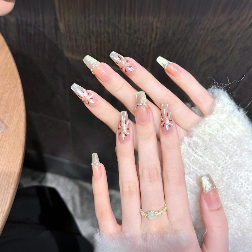 Elegant Floral Press-On Nail Design Kit Kalsten