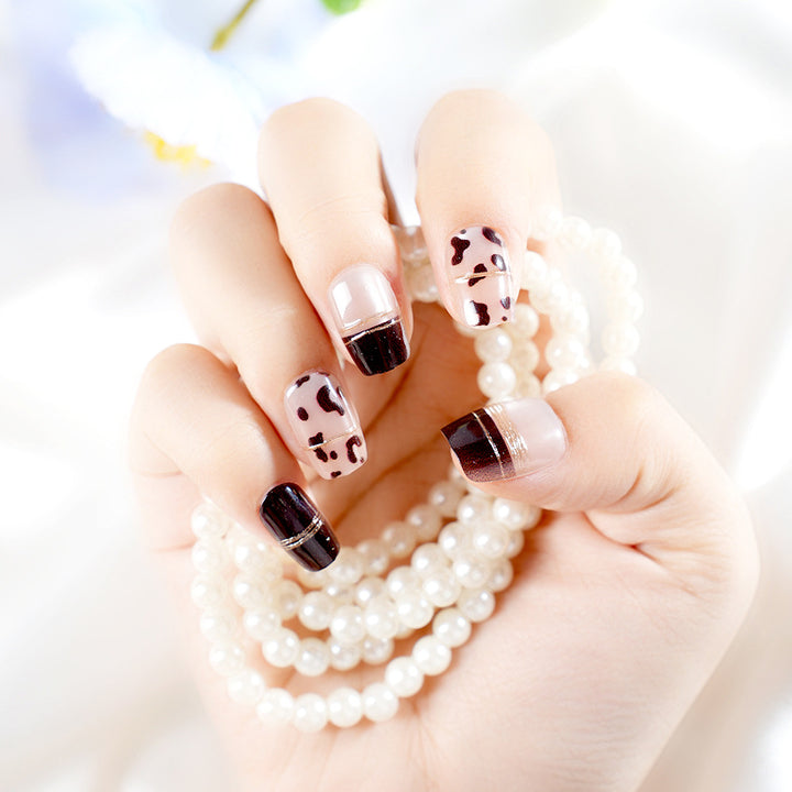 Artistic Press-On Nail Art Set Kalsten