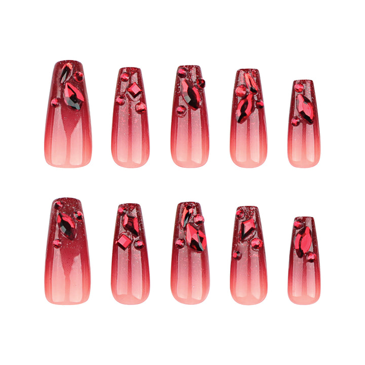 Glamorous nail art with crystal design Kalsten