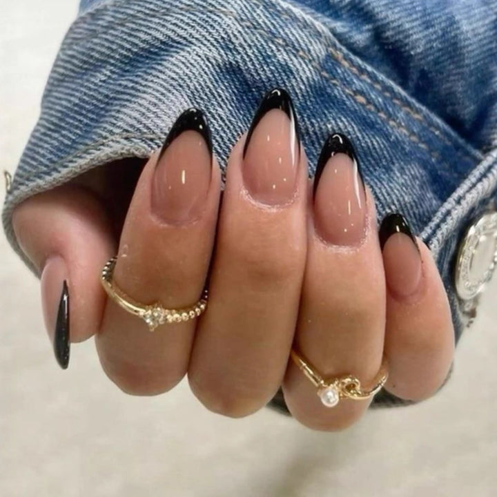 Glamorous nail designs Kalsten