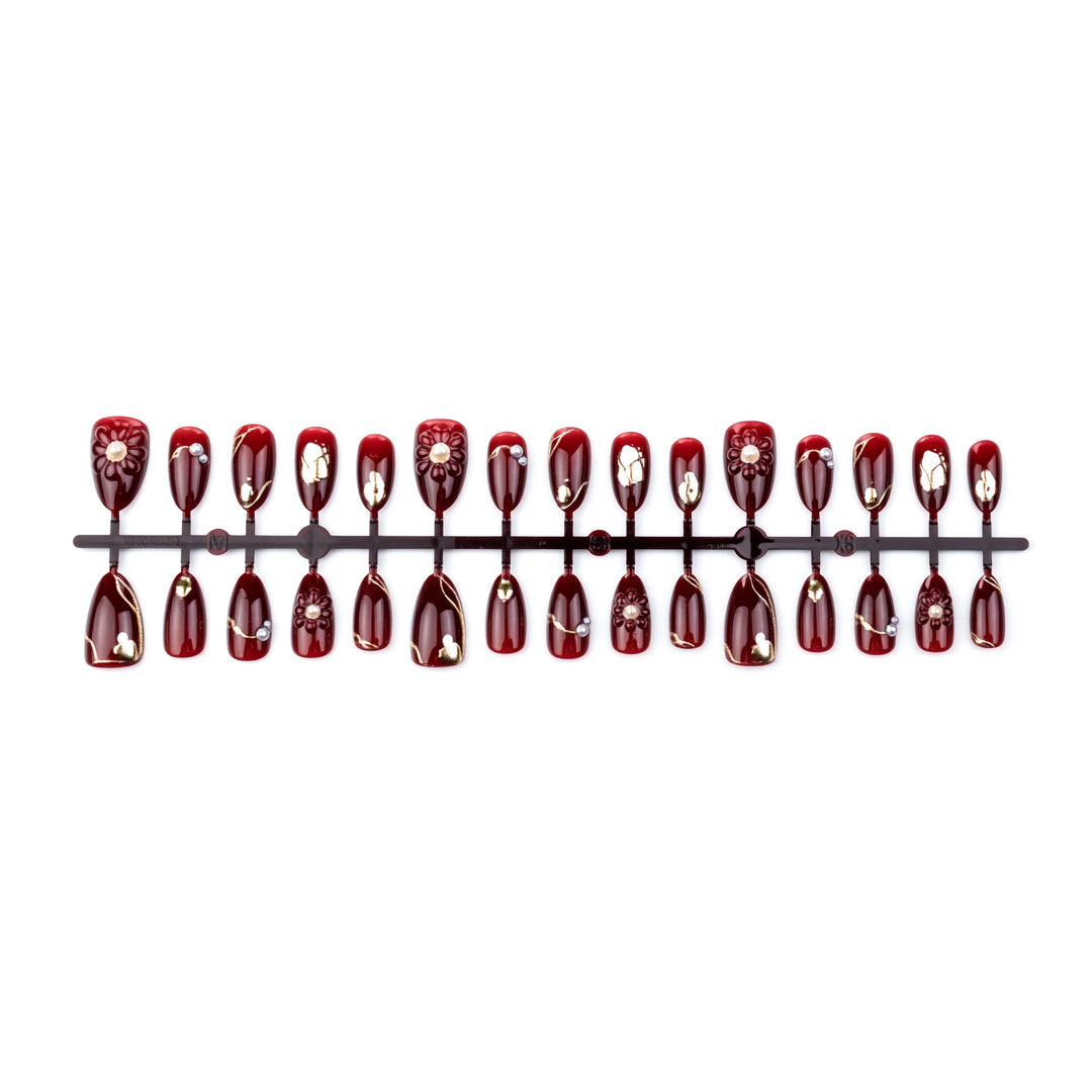Luxurious Floral Embellished Press-On Nail Art Set