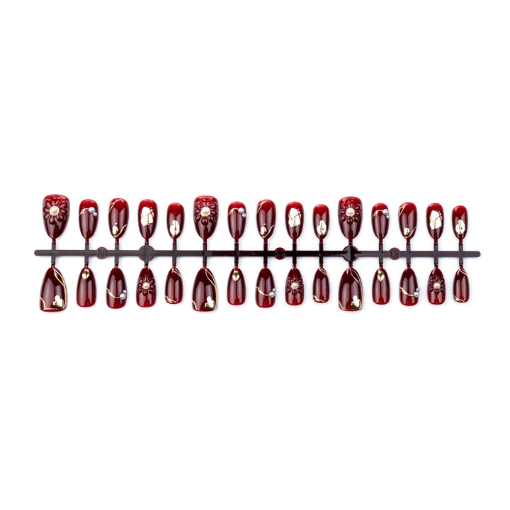 Luxurious Floral Embellished Press-On Nail Art Set