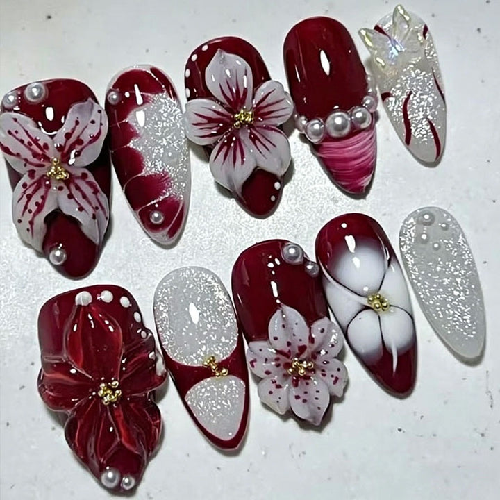 Elegant Artificial Nail Art with Floral Design and 3D Decorations Kalsten