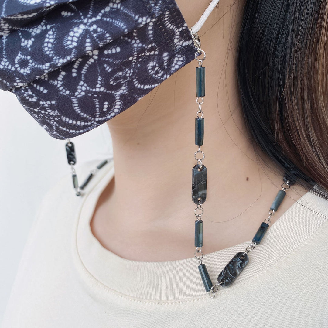 Elegant Gemstone Eyewear Chain Kalsten