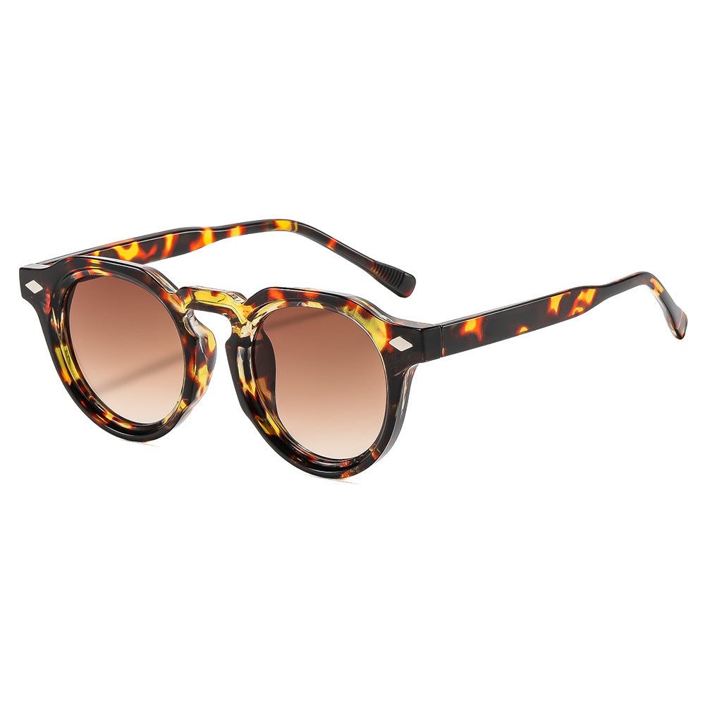 Retro-Inspired Round Frame Sunglasses Kalsten