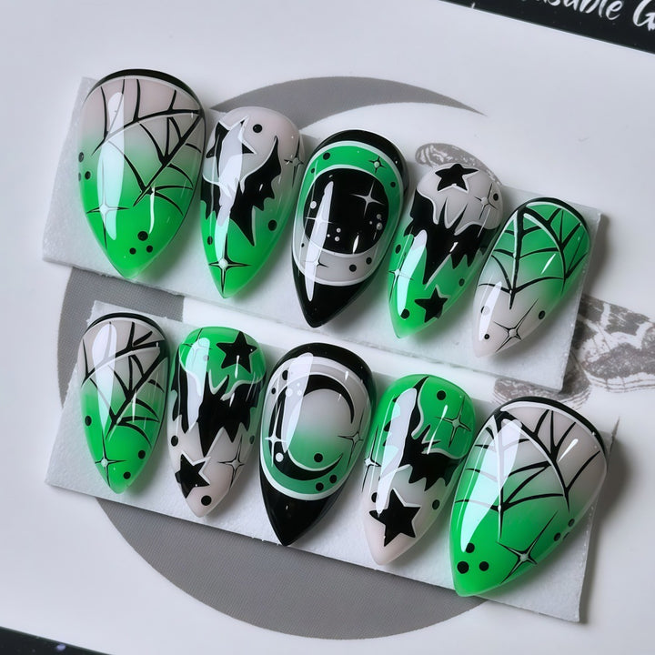 Halloween-themed artificial nails Kalsten