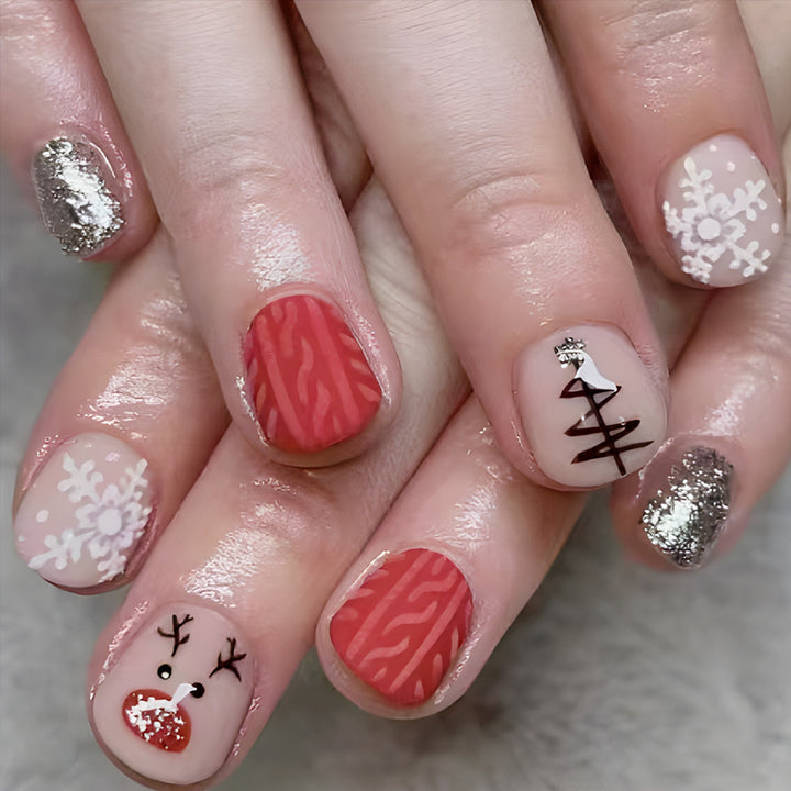 Holiday-Themed Nail Art Kalsten