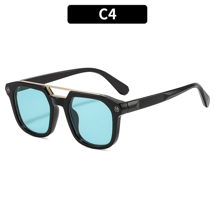 Fashion-Forward Geometric Sunglasses