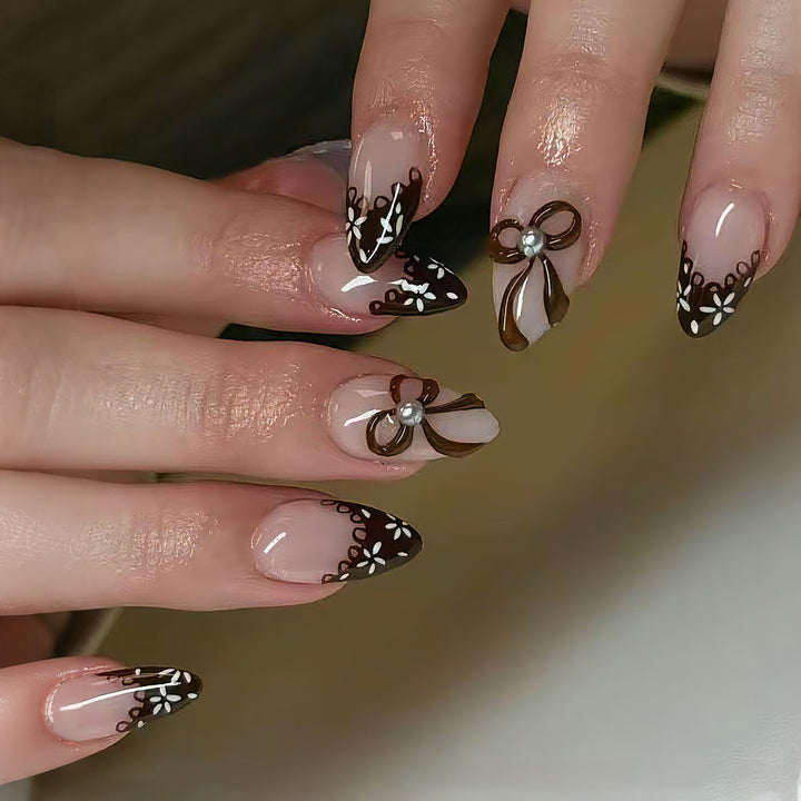 Artistic French Tip Press-On Nail Art Set Kalsten