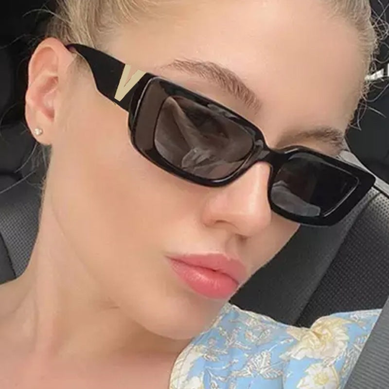 Retro-Inspired Geometric Frame Sunglasses Kalsten
