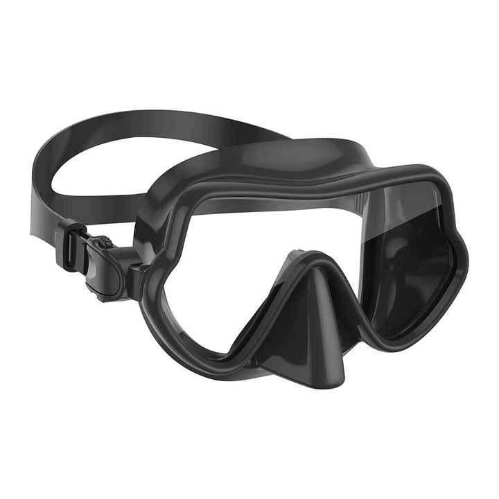 Diving mask with comprehensive field of vision and comfortable silicone border Kalsten