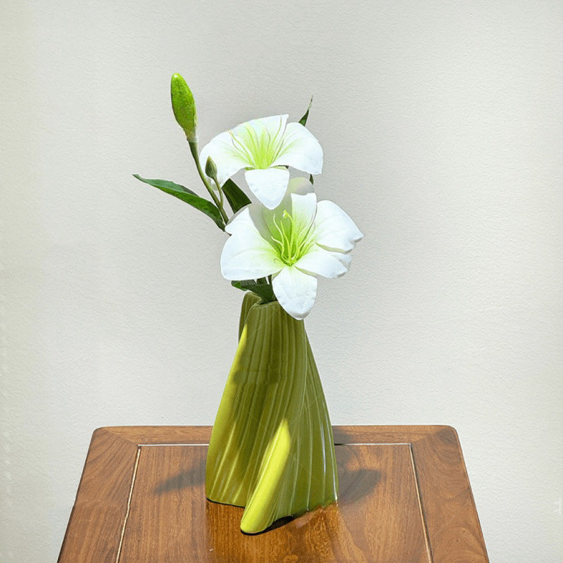 Elegant Decorative Floral Vase for Home Decor