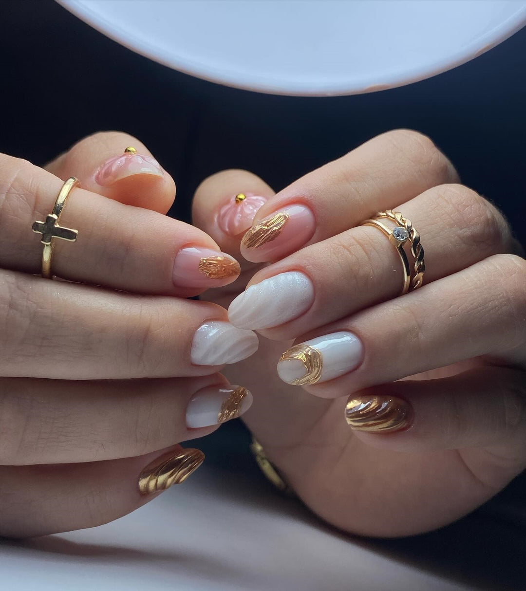 Artistic Gel Press-On Nail Set with Gold Leaf Accents Kalsten