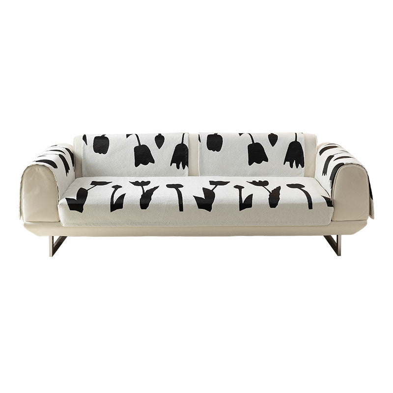 Three-seater sofa with removable jacquard cover and delicate metal frame