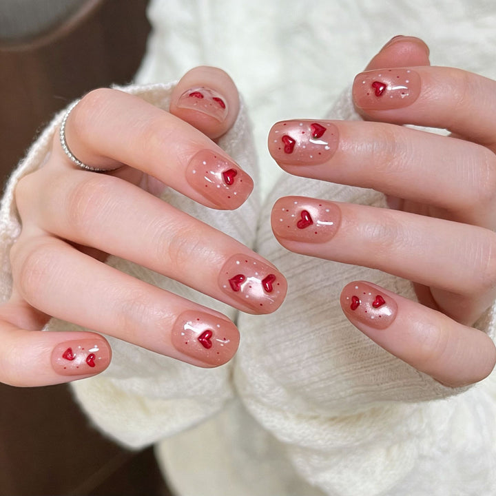 Innovative Heart-Themed Adhesive Nail Art Kalsten