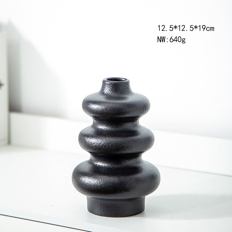 Sculptural Ceramic Vase Kalsten