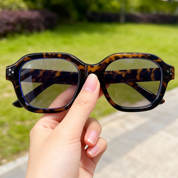 Elegant Oversized Square Frame Sunglasses Kalsten
