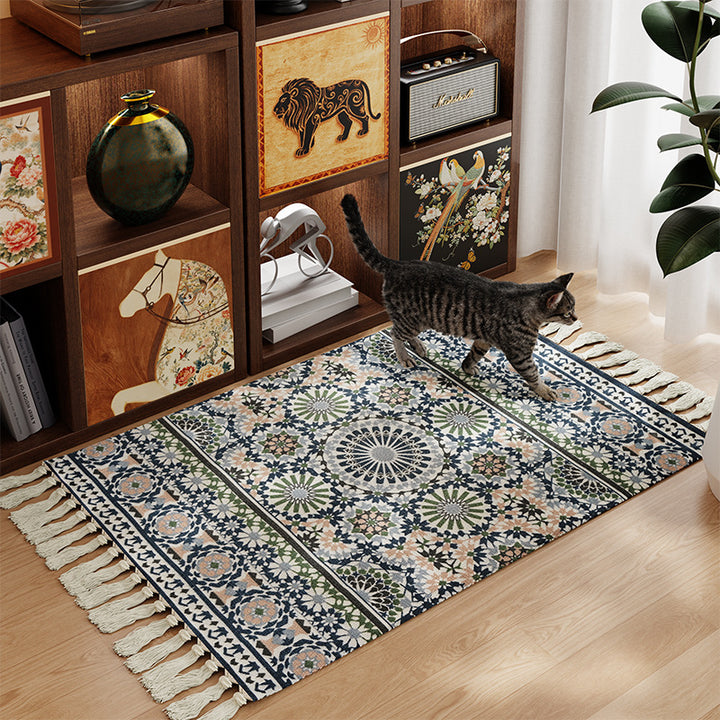 Decorative Area Rug with Fringed Edges Kalsten
