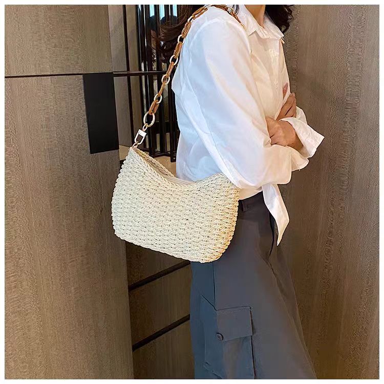 Handbag with chain carry handle Kalsten