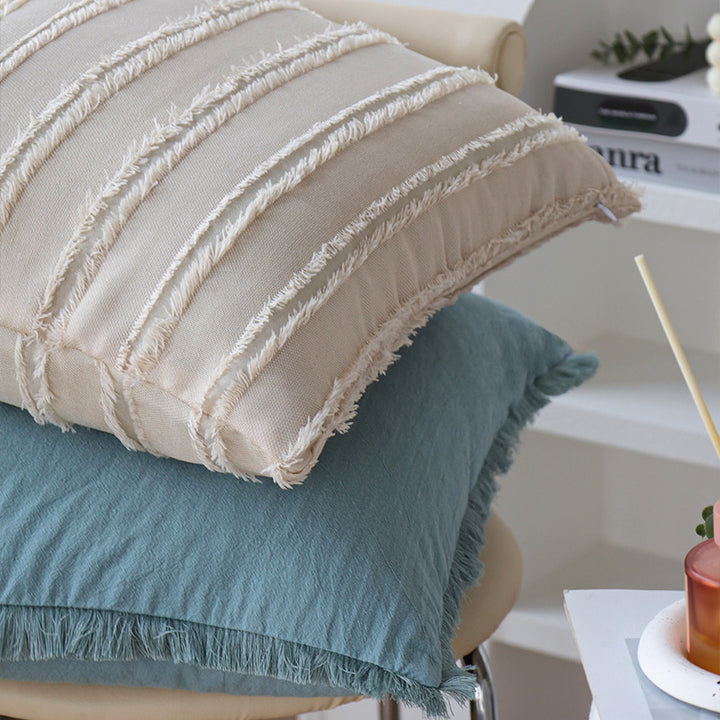 Square pillowcase with woven rectangular relief and frayed texture Kalsten