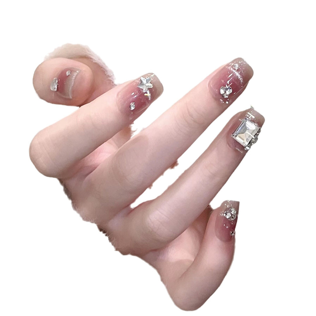 Glamorous Rhinestone-Embellished Press-On Nail Art Kalsten