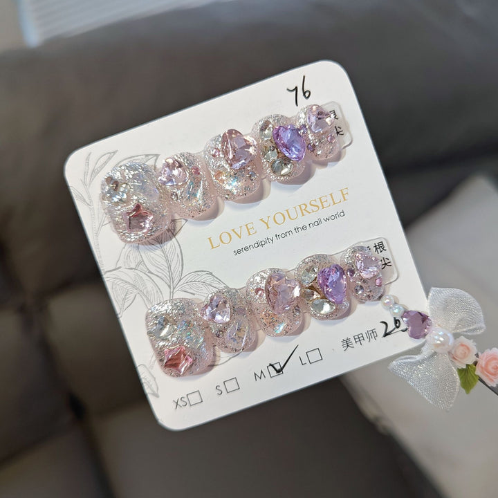 Glamorous Heart-Themed Press-On Nail Set Kalsten