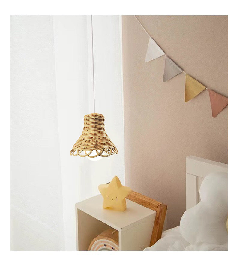 Handmade hanging lamp made of natural material Kalsten
