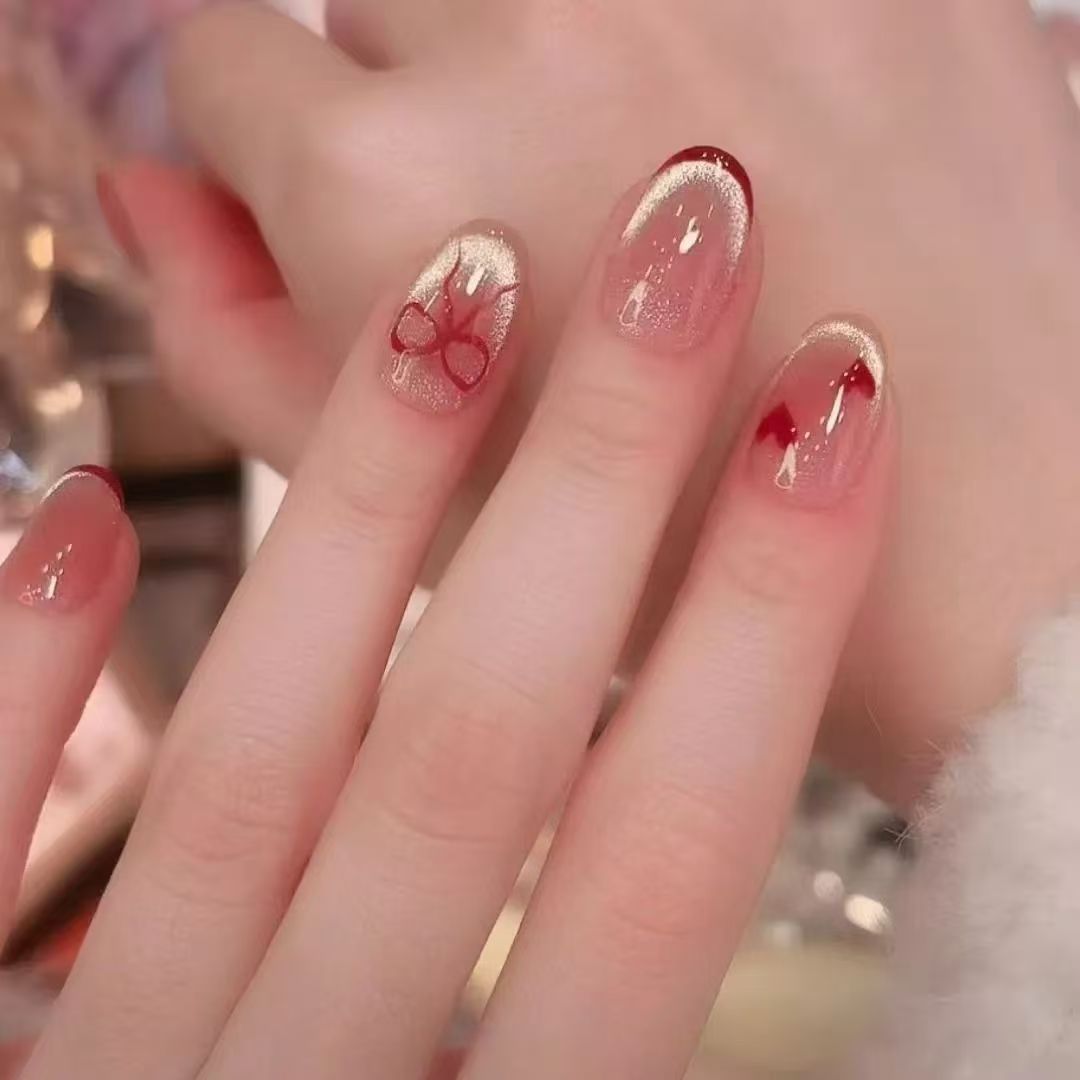 Heart-Themed Press-On Nail Art