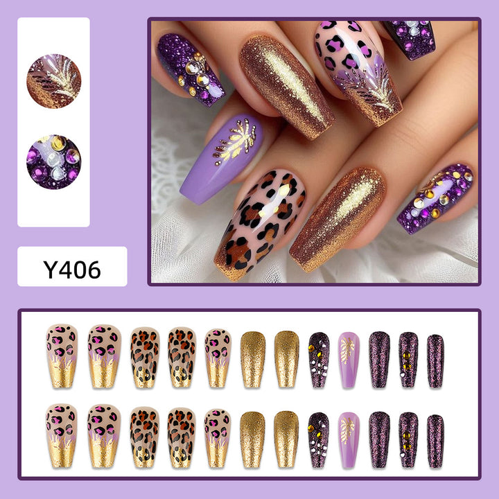 Artificial nails in stylish leopard design with luxurious glitter accents Kalsten