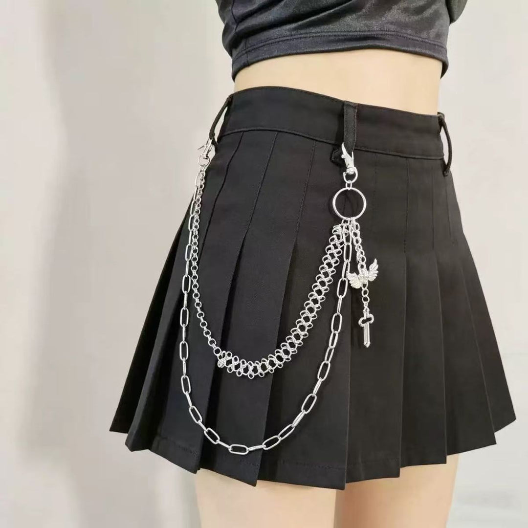 Pleated skirt with stylish chains by Kalsten