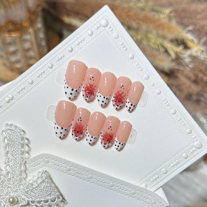 Elegant Floral Press-On Nails Kalsten