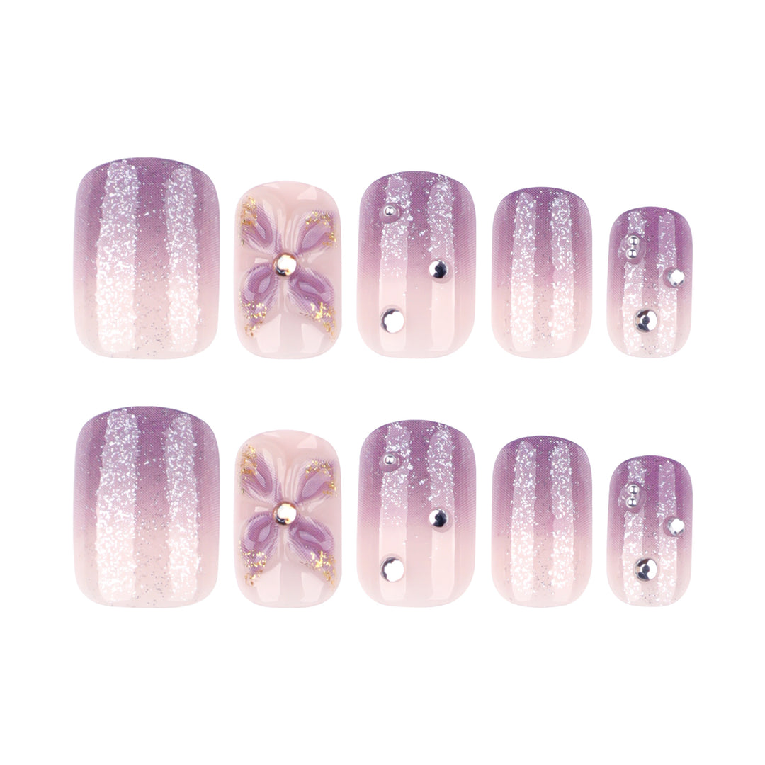 Glamorous and creative acrylic nails Kalsten