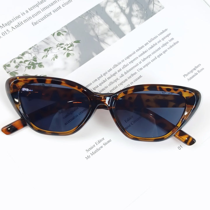 Retro Inspired Cat-Eye Sunglasses Kalsten