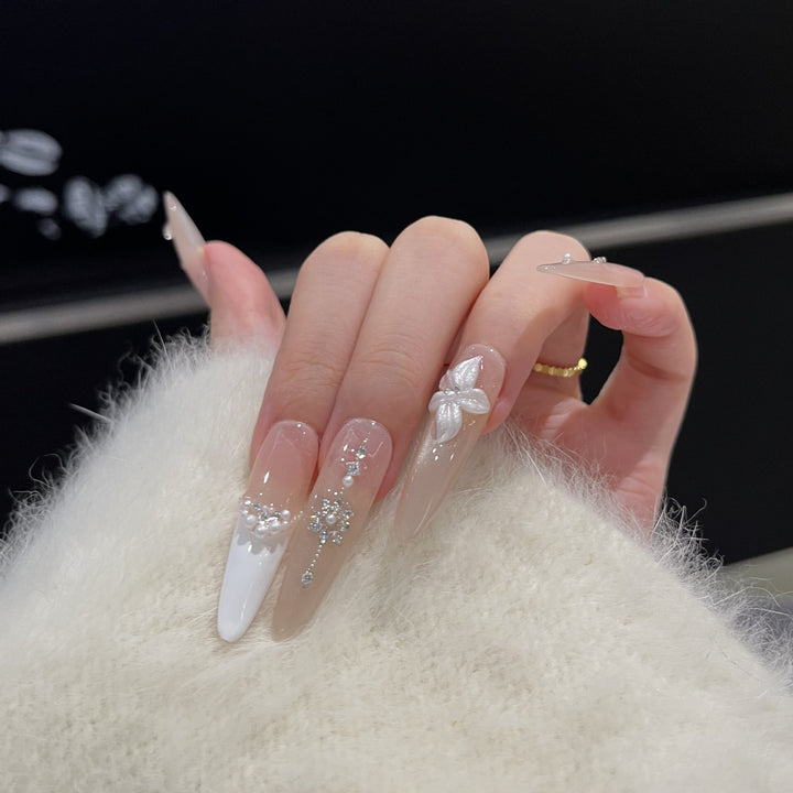 Ornate Press-On Nail Design Kalsten