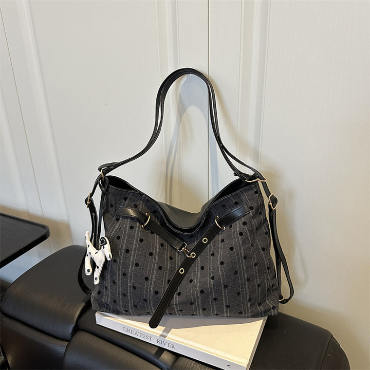 Stylish Pet-Accented Shoulder Handbag