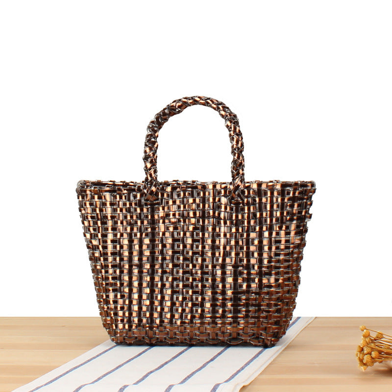 Handbag Made of Woven Natural Material with Elegant Accents Kalsten