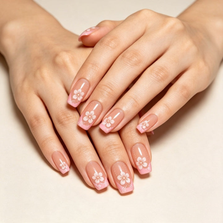 Artificial nails with delicate floral designs Kalsten