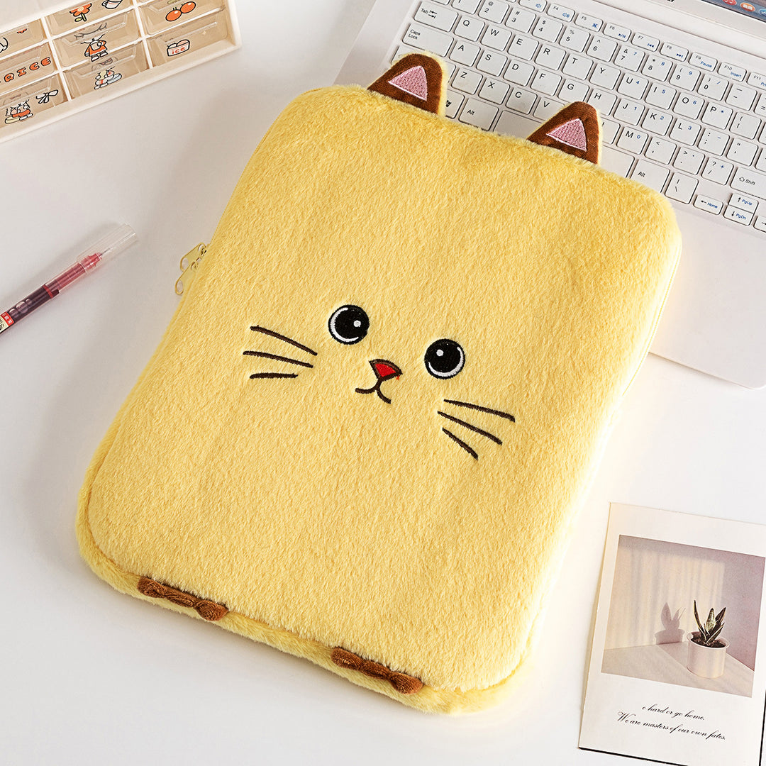 Plush Cat-Themed Pencil Case Kalsten