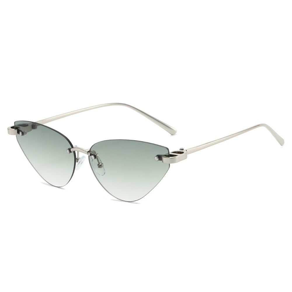 Fashion-Forward Cat-Eye Sunglasses Kalsten