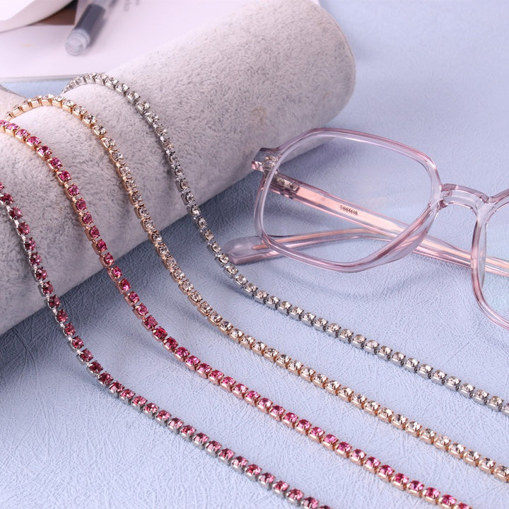 Sparkling Rhinestone Eyewear Chain Kalsten