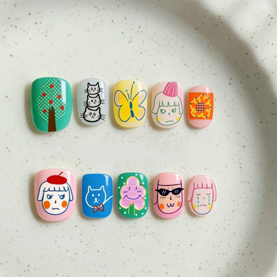 Artistic Cat-Themed Press-On Nail Art Set Kalsten